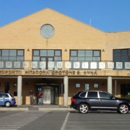 L'Isola Di Gaia Bed & Breakfast Crotone Luaran gambar