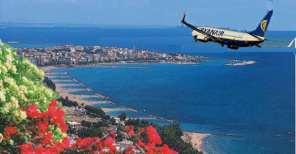 L'Isola Di Gaia Bed & Breakfast Crotone Luaran gambar