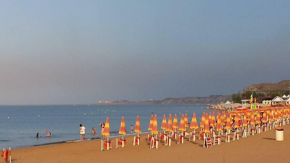 L'Isola Di Gaia Bed & Breakfast Crotone Luaran gambar
